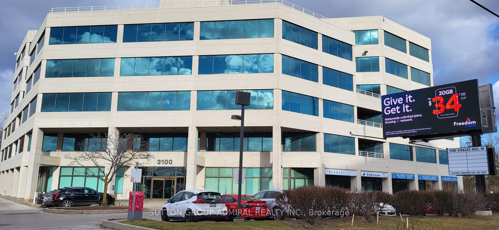 3100 Steeles Ave W Property Photo 1