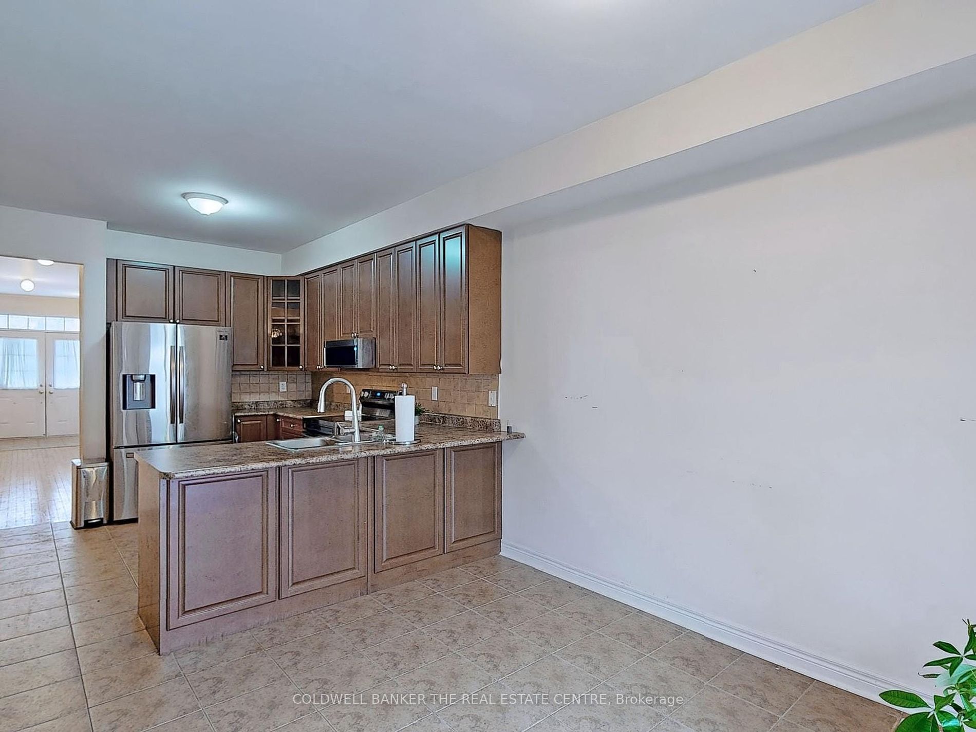 158 Laramie Cres Property Photo 5
