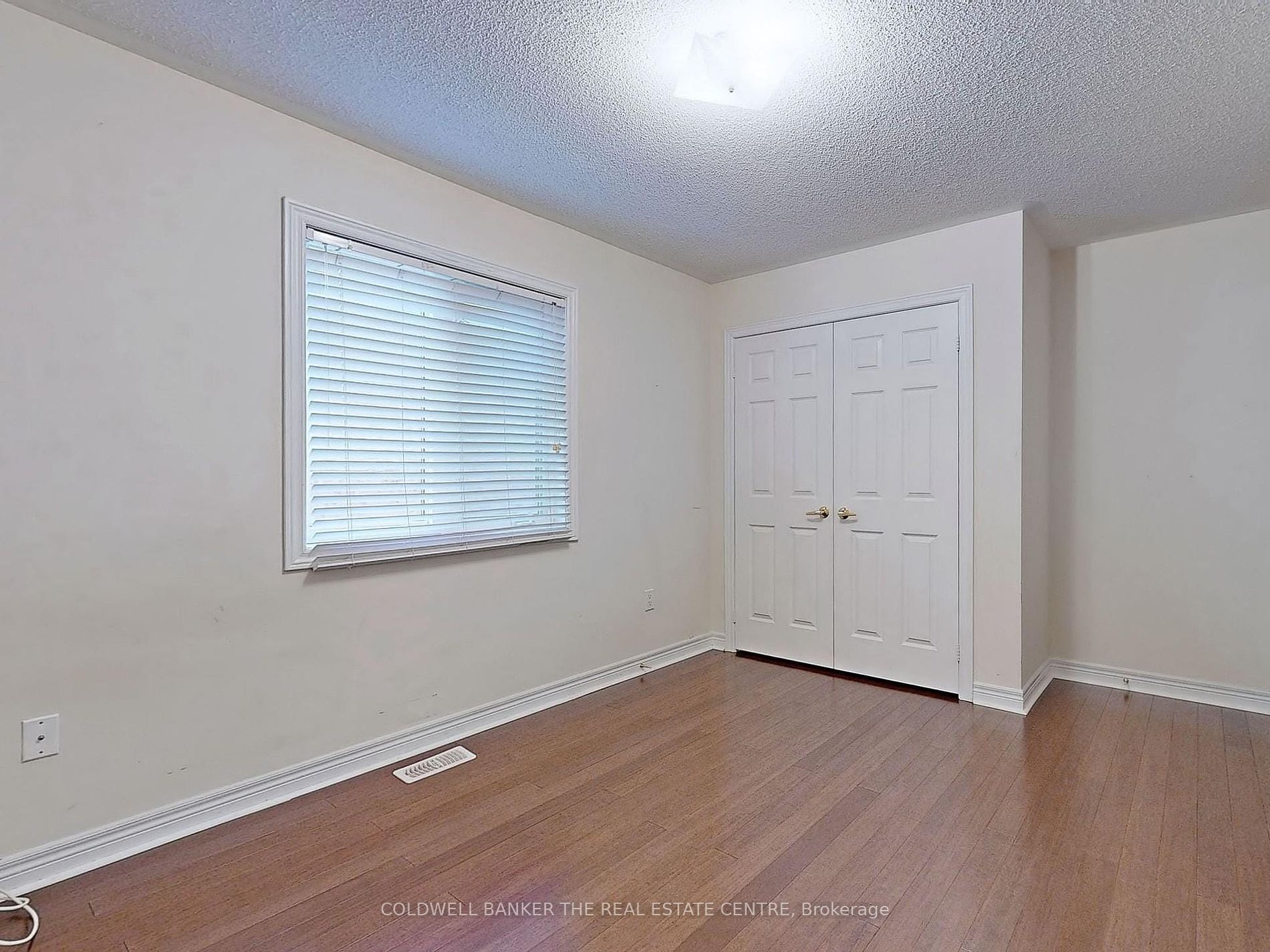 158 Laramie Cres Property Photo 16