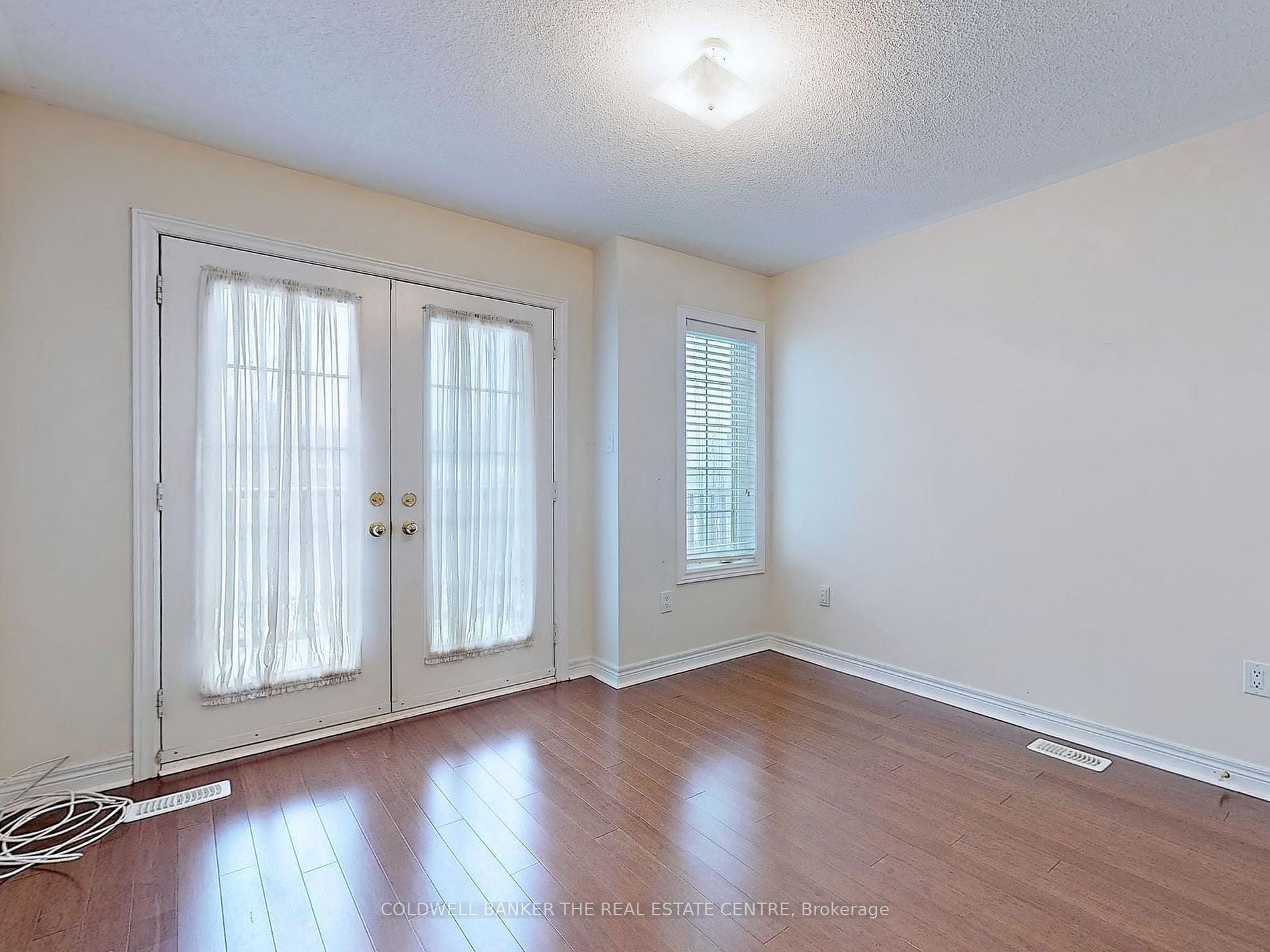 158 Laramie Cres Property Photo 24