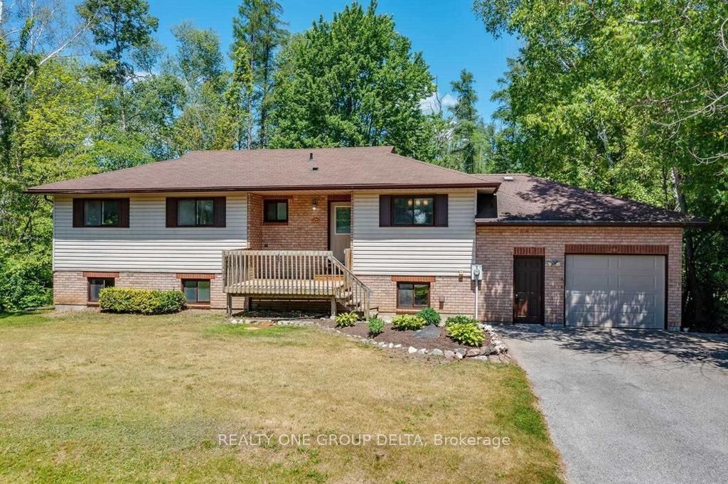 764 James St Property Photo 1