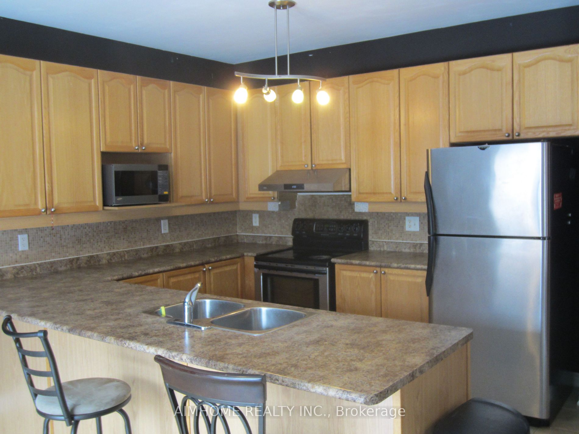 18 Carnoustie Cres Property Photo 6