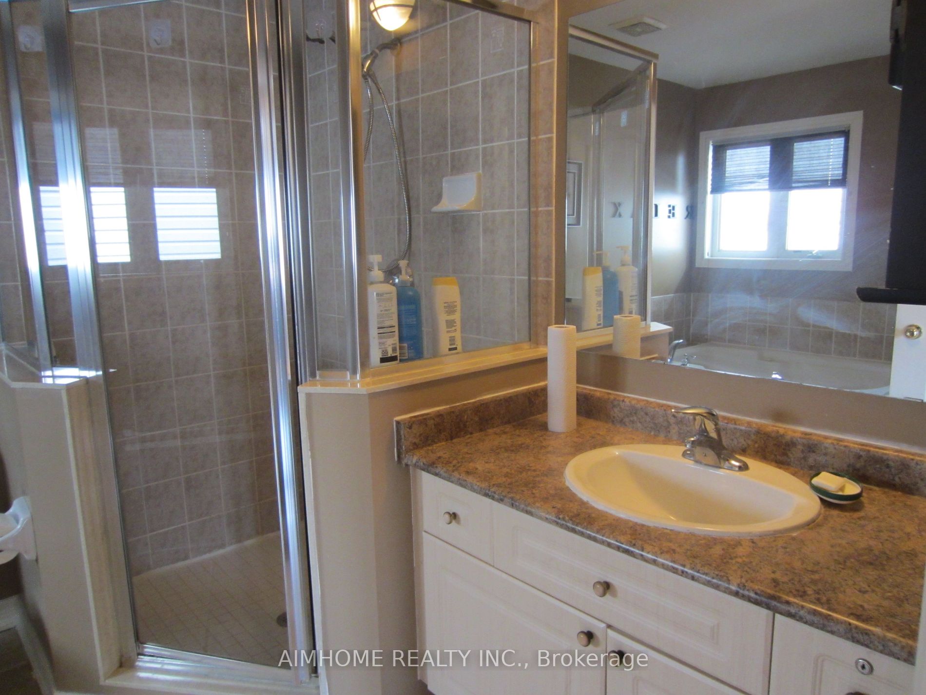 18 Carnoustie Cres Property Photo 15