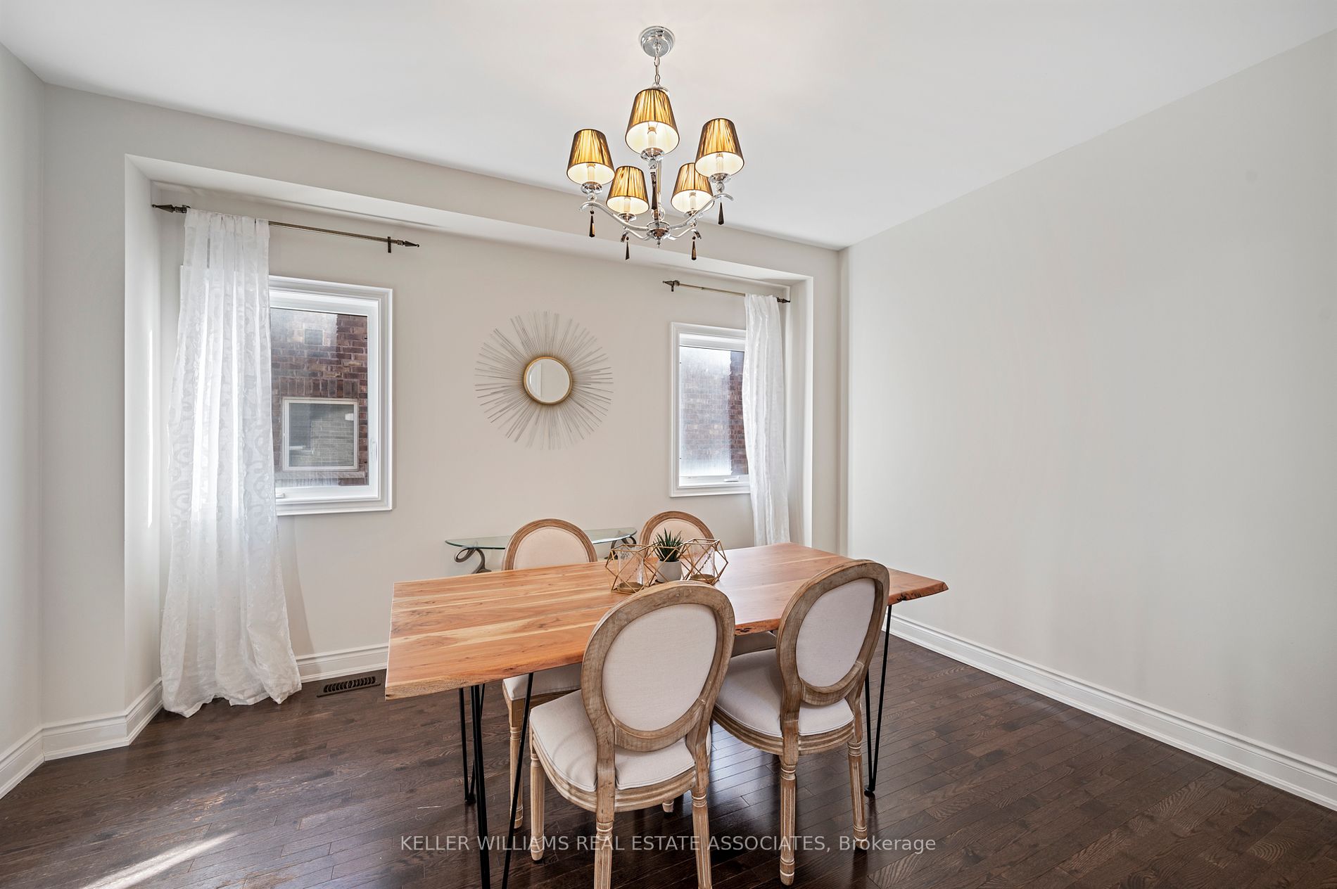 1350 Lormel Gate Property Photo 6