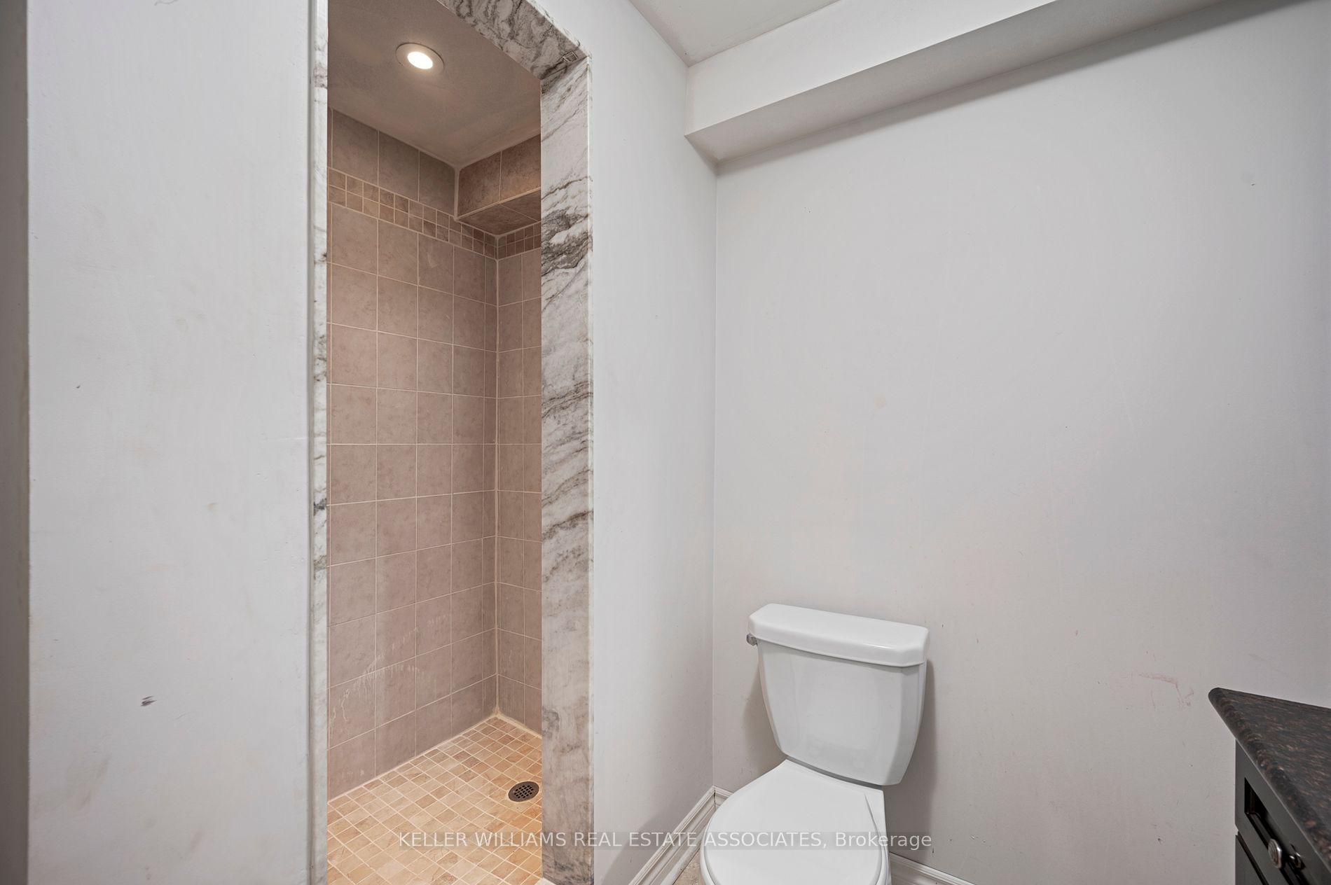 1350 Lormel Gate Property Photo 34