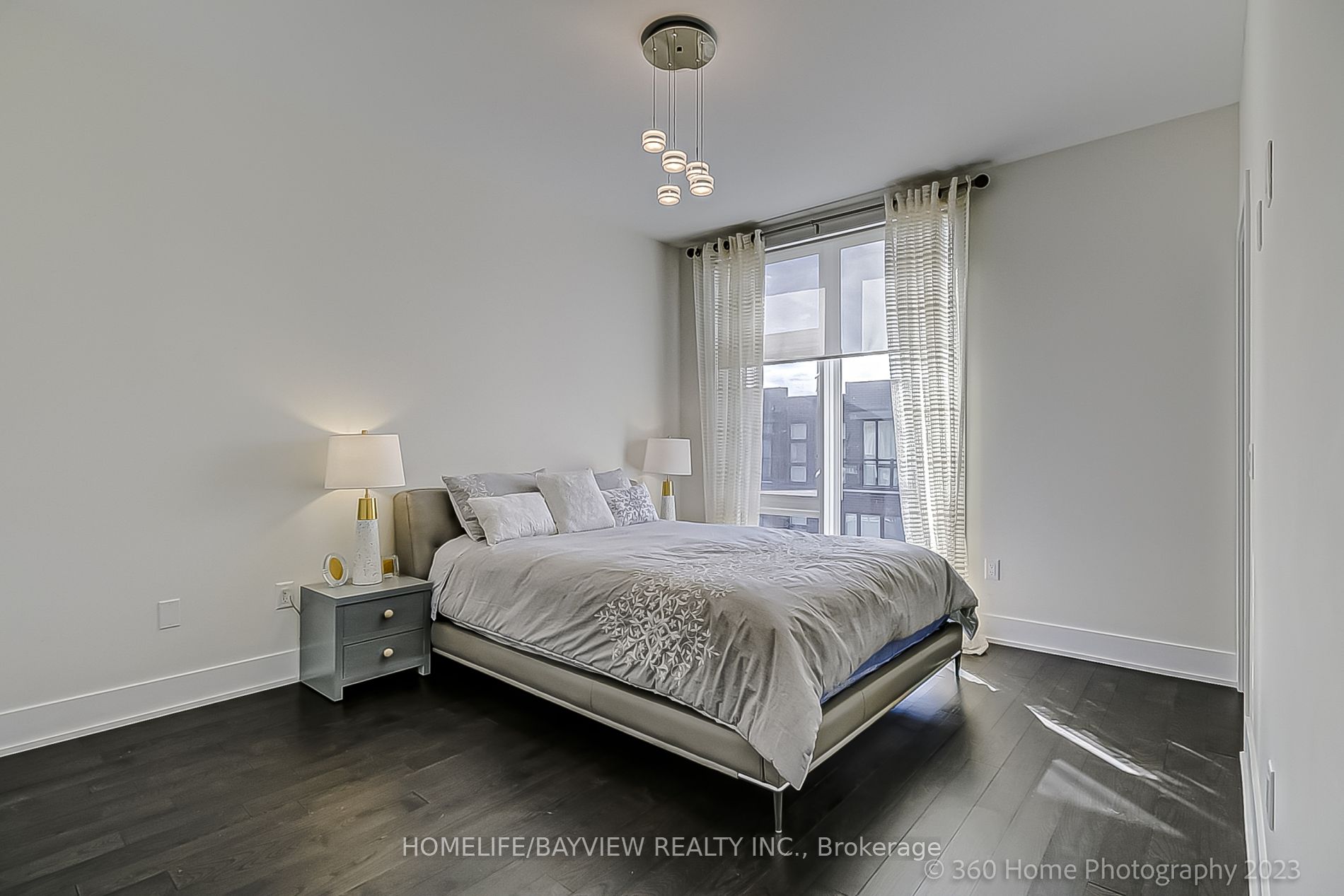 9174 Bathurst St Property Photo 11