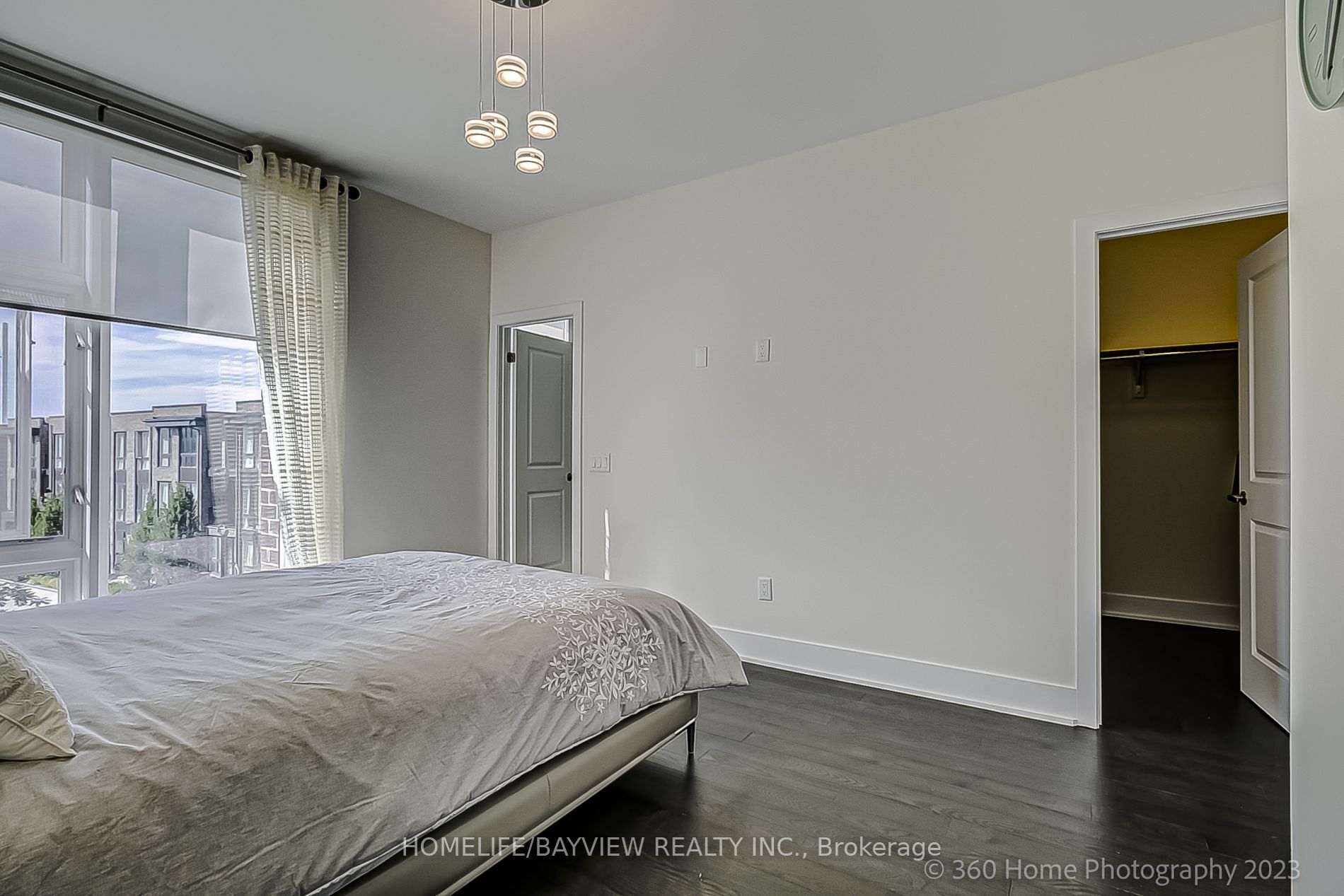 9174 Bathurst St Property Photo 12