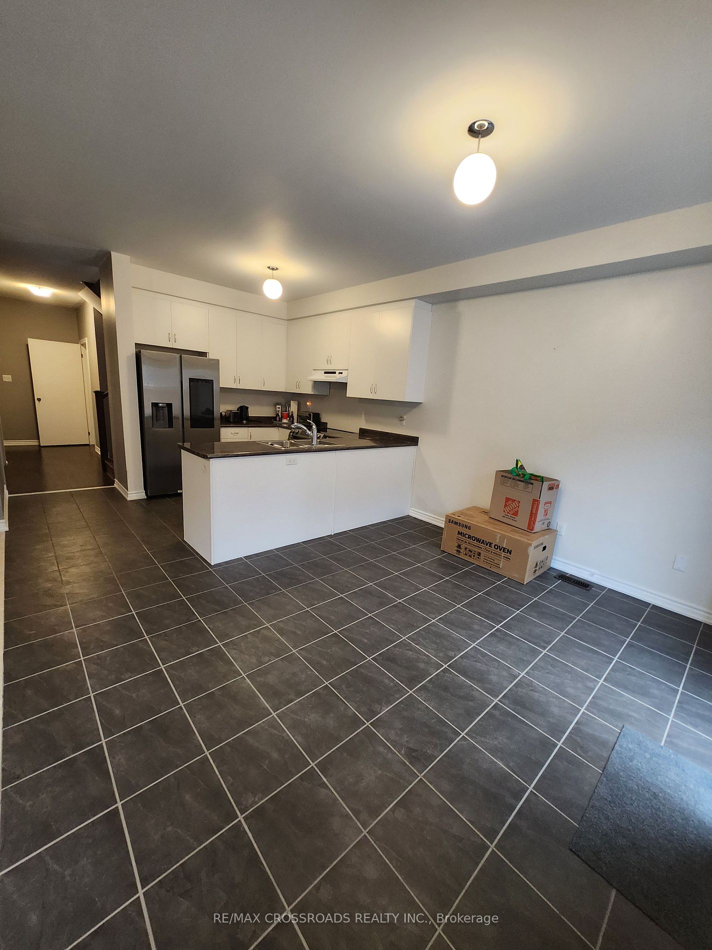 1280 Bardeau St S Property Photo 6