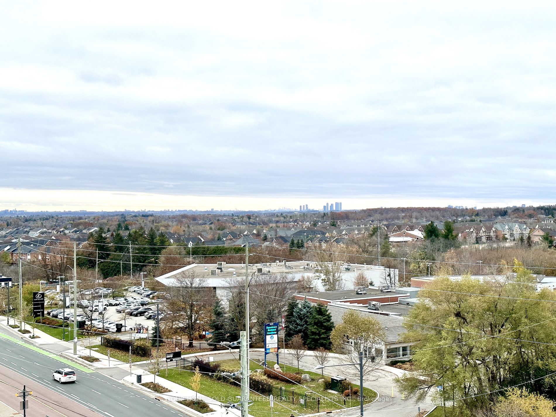 11611 Yonge St 10 Property Photo 14