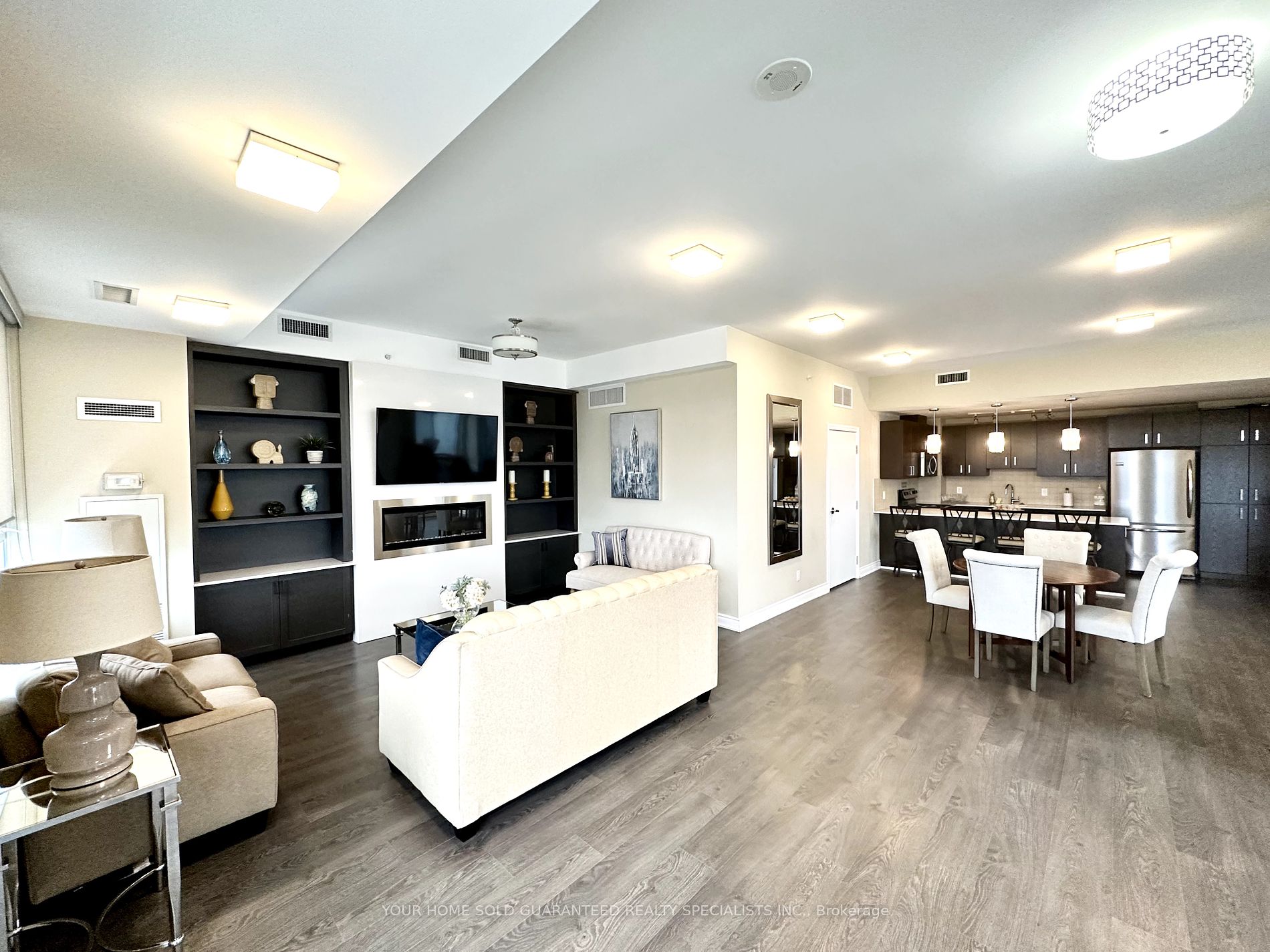 11611 Yonge St 10 Property Photo 15