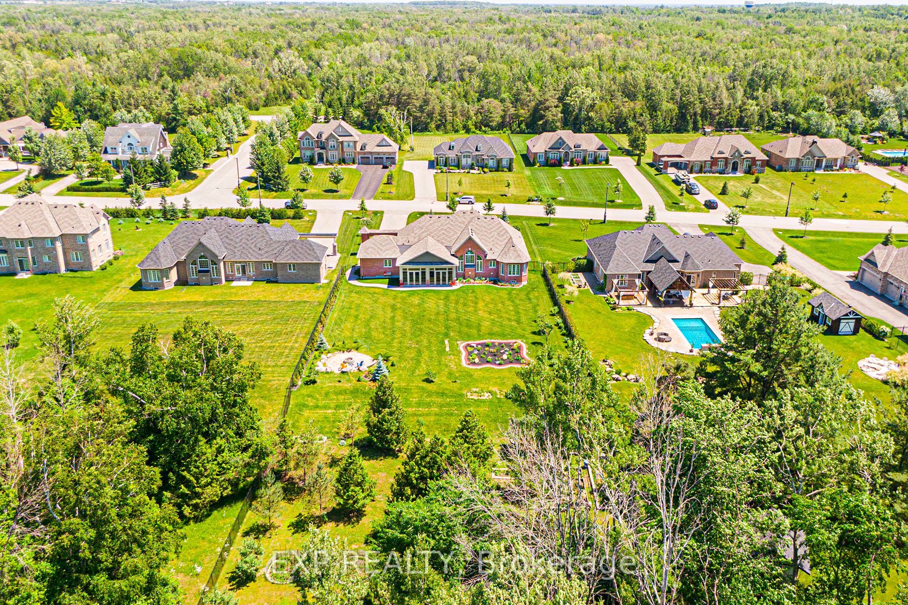 18 Wolford Crt Property Photo 2