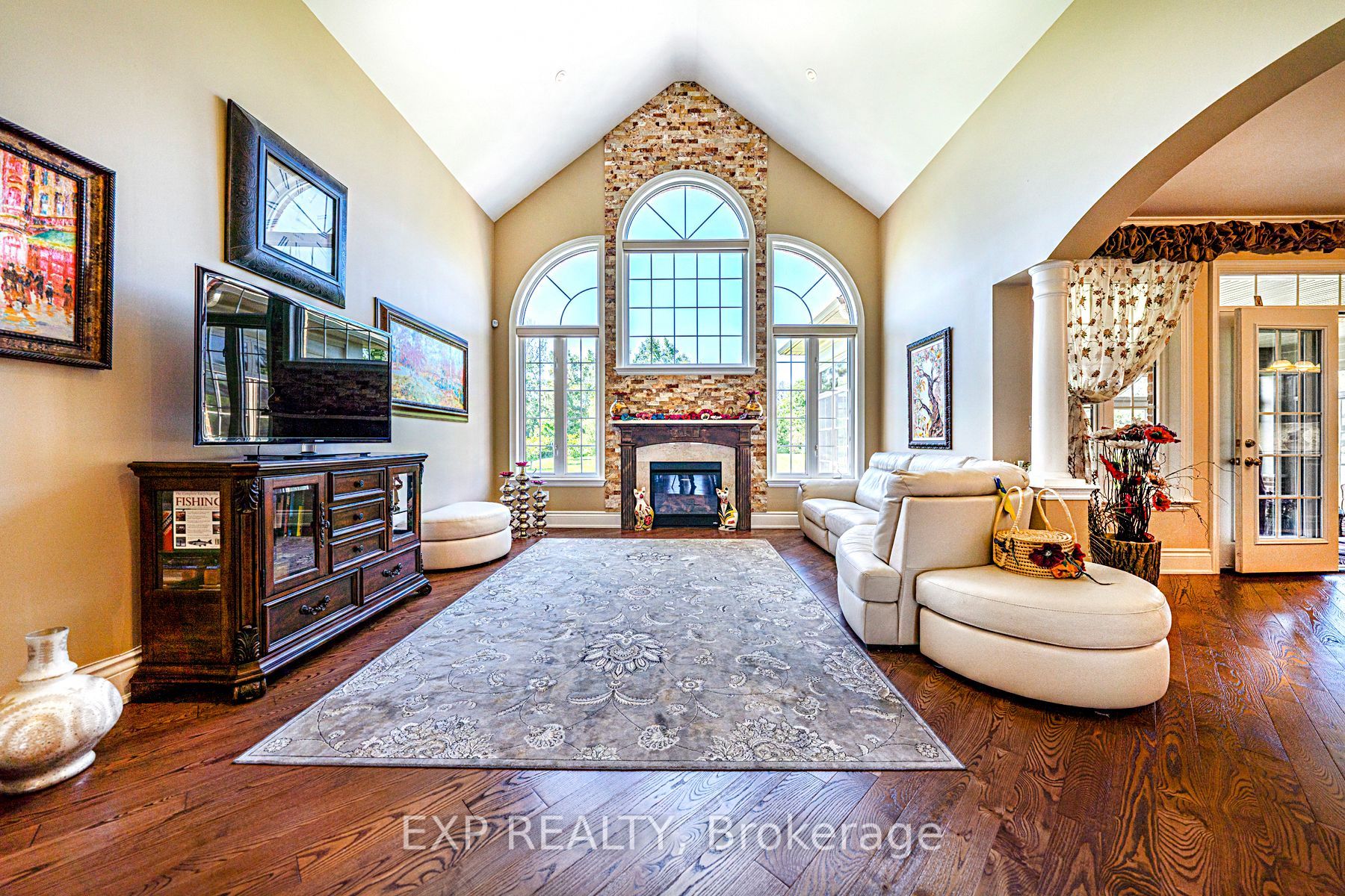 18 Wolford Crt Property Photo 10