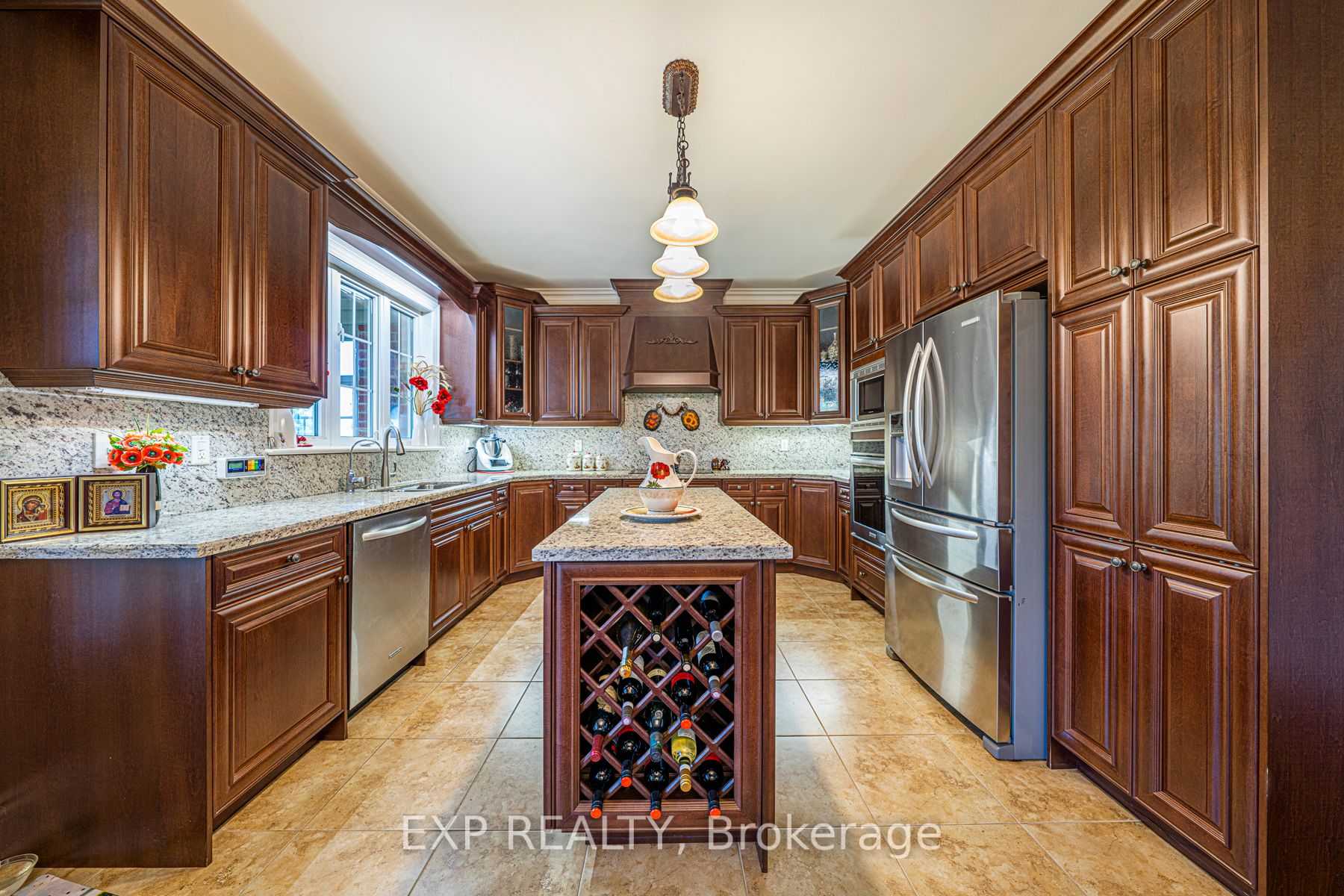 18 Wolford Crt Property Photo 13