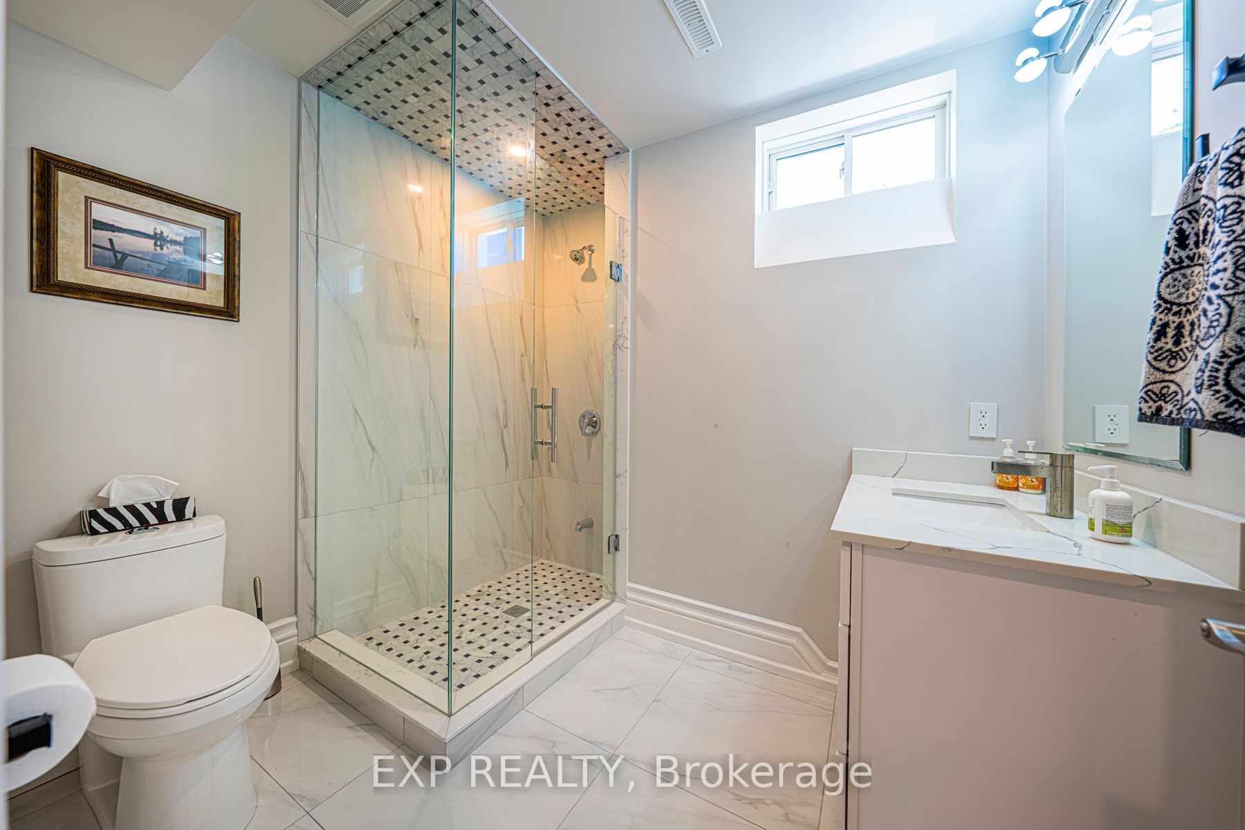 18 Wolford Crt Property Photo 28