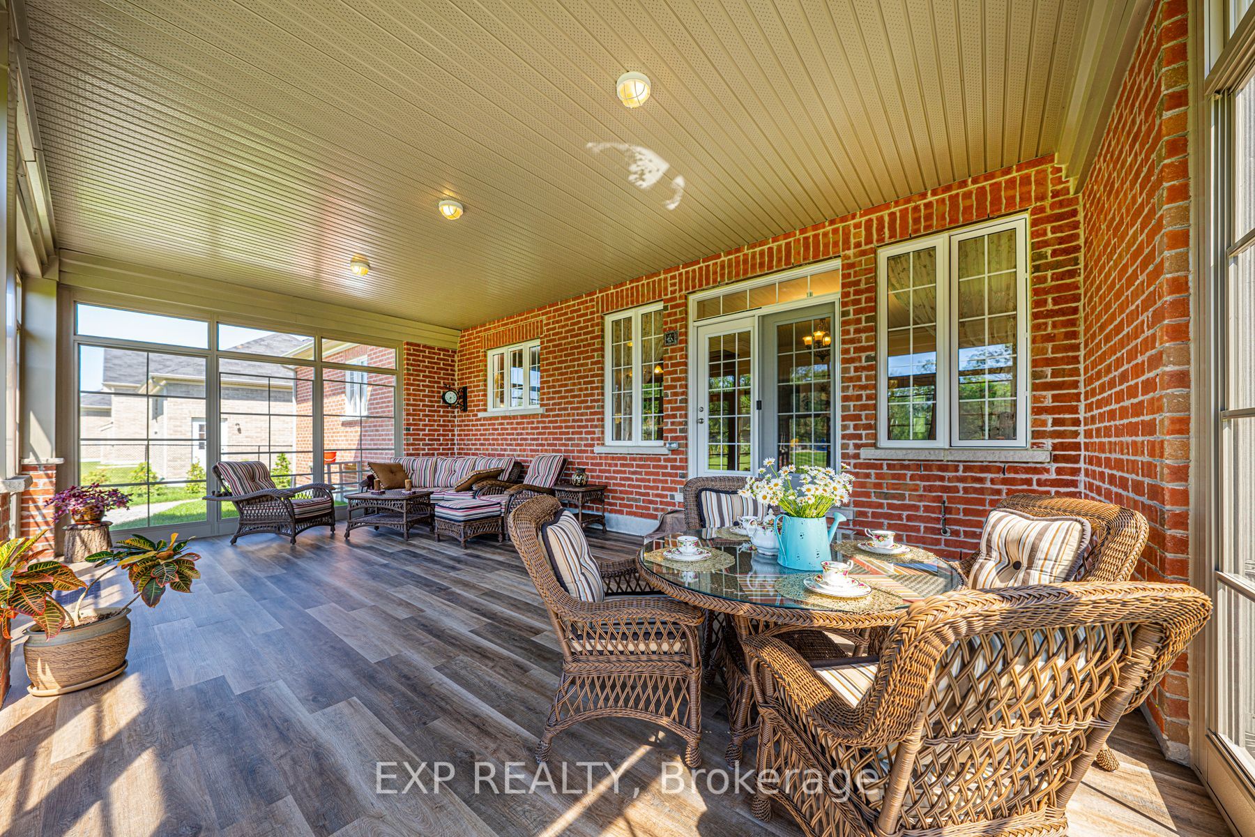 18 Wolford Crt Property Photo 32