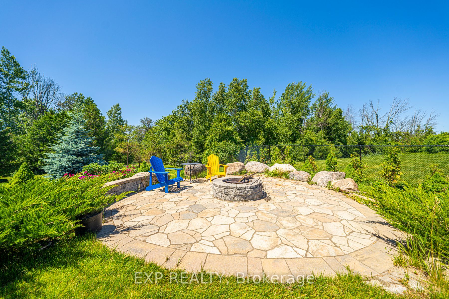 18 Wolford Crt Property Photo 36