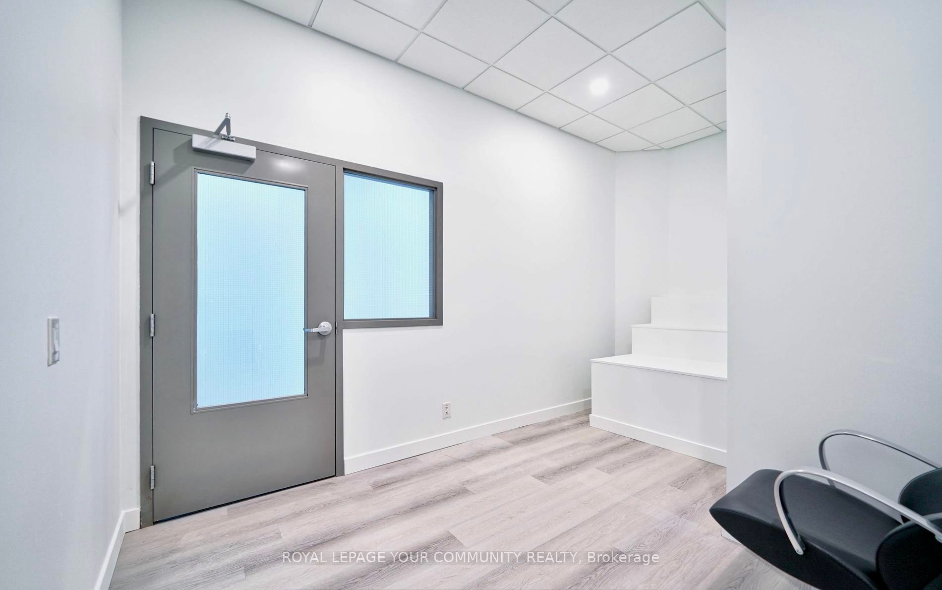 14800 Yonge St Property Photo 7