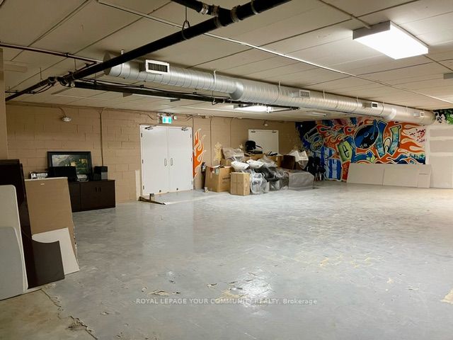 14800 Yonge St Property Photo 6