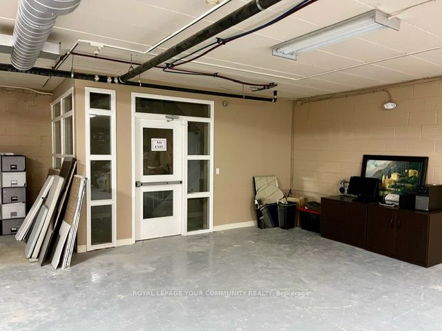 14800 Yonge St Property Photo 11