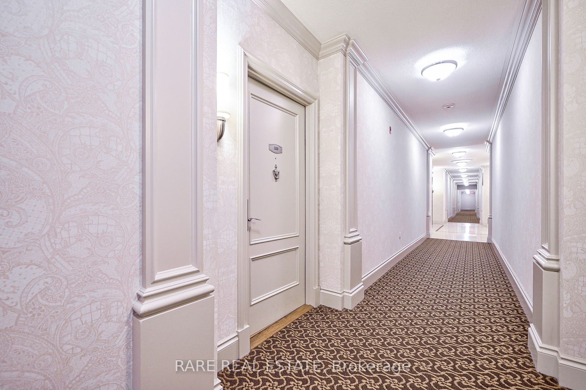 10101 Yonge St 19 Property Photo 7