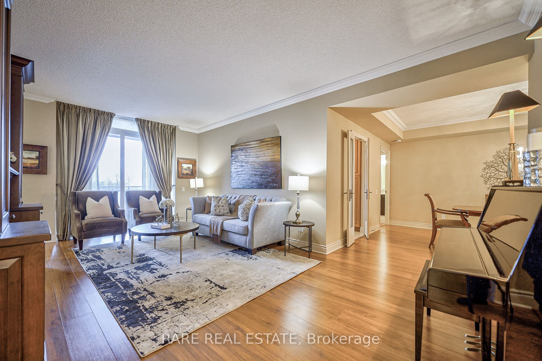 10101 Yonge St 19 Property Photo 8