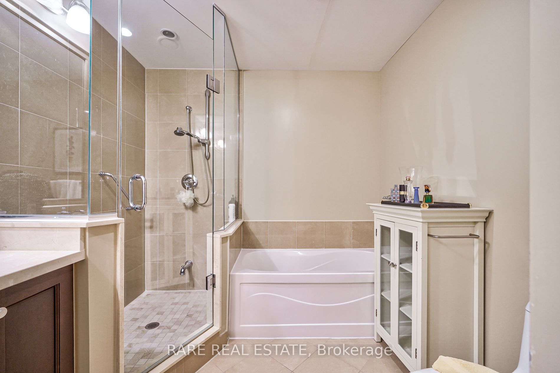 10101 Yonge St 19 Property Photo 21
