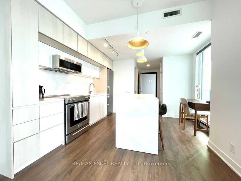 185 Millway Ave 08 Property Photo 1