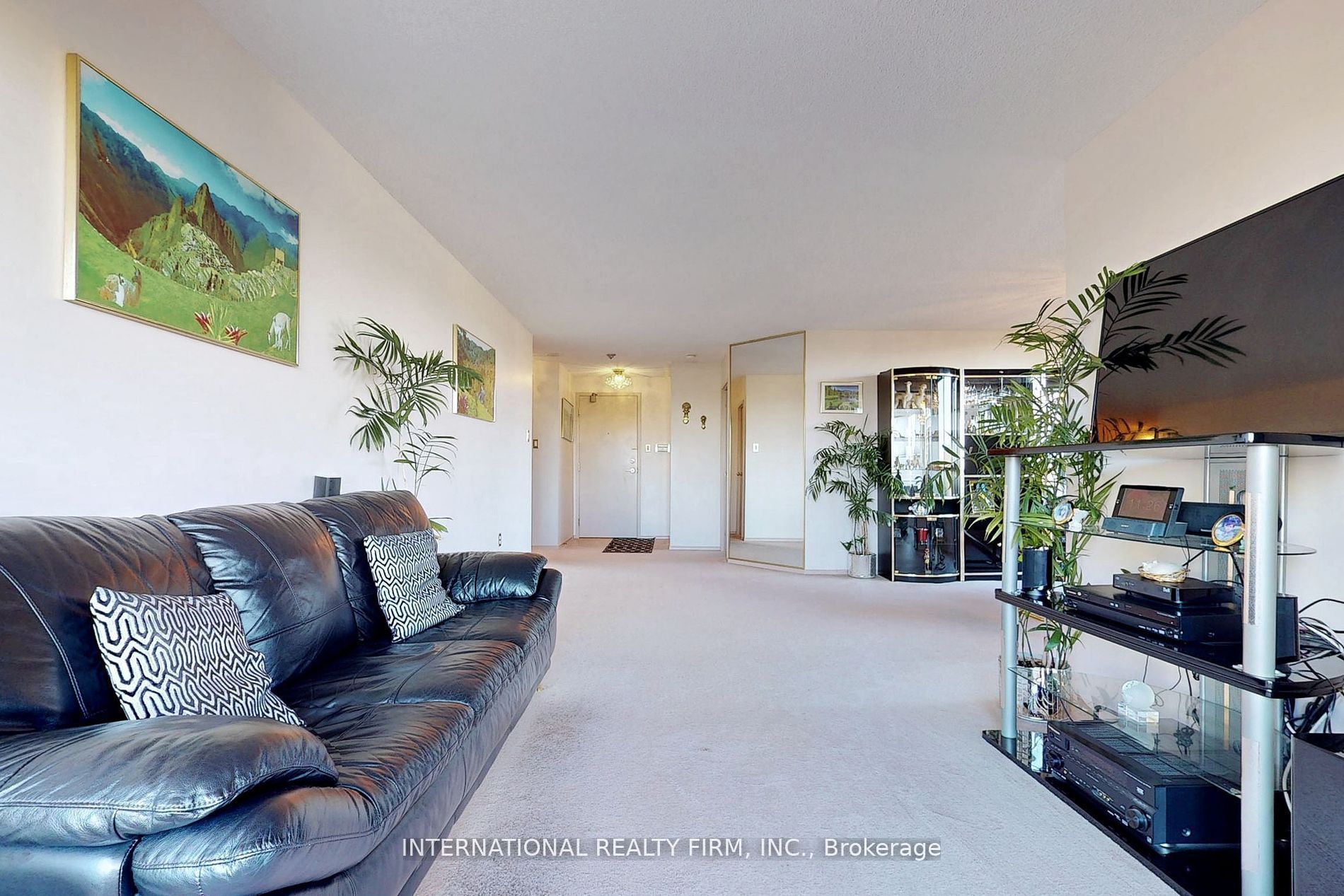 7420 Bathurst St 501 Property Photo 7