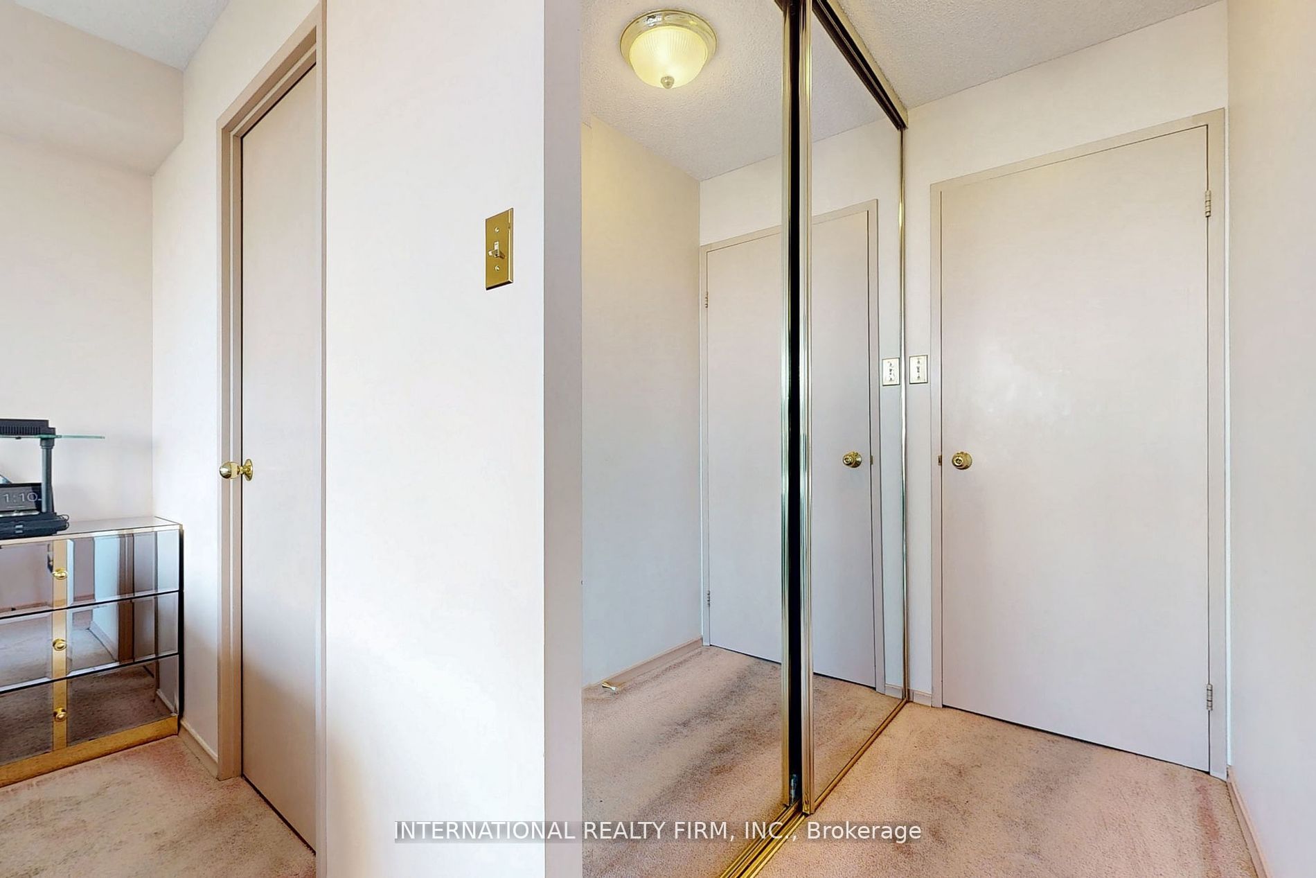 7420 Bathurst St 501 Property Photo 19