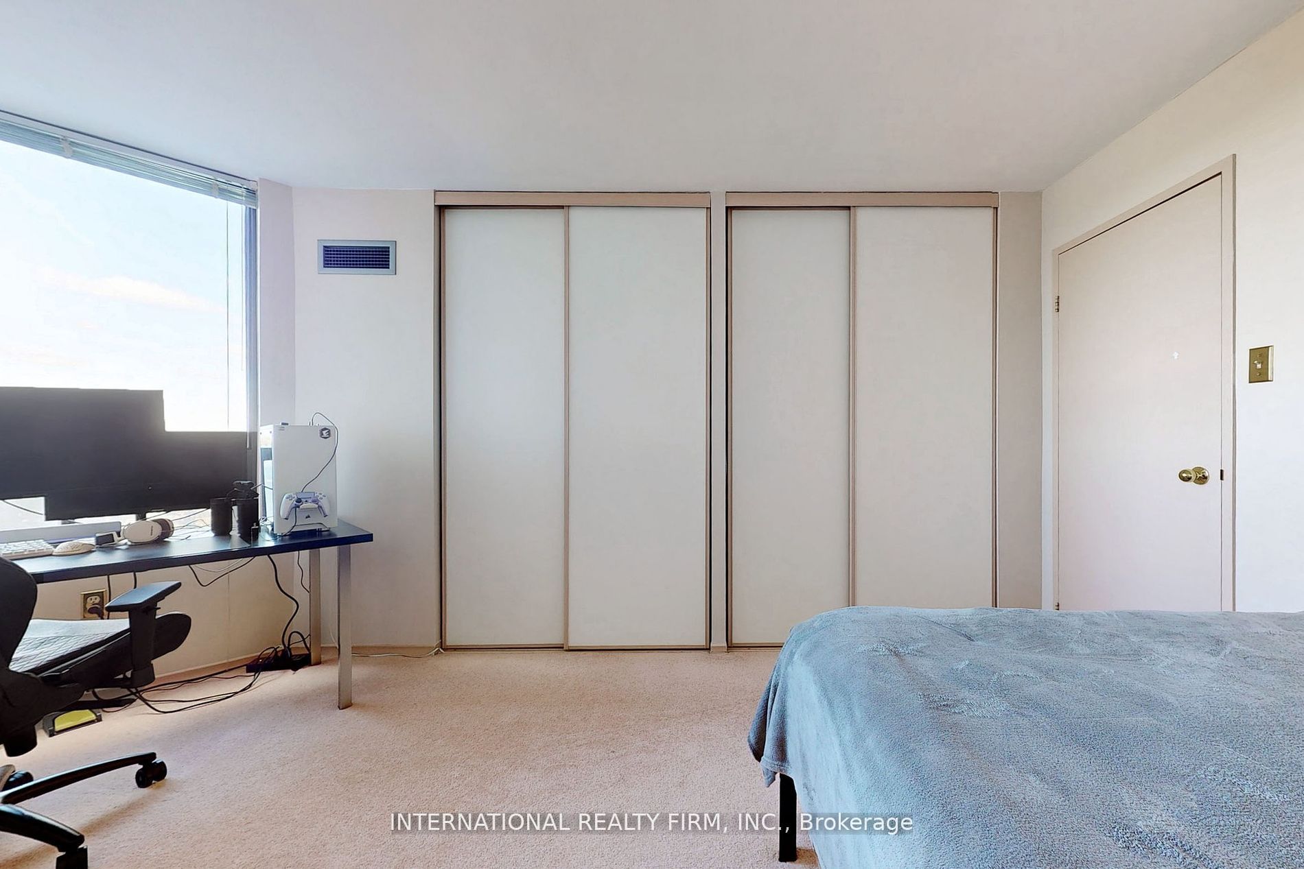 7420 Bathurst St 501 Property Photo 24