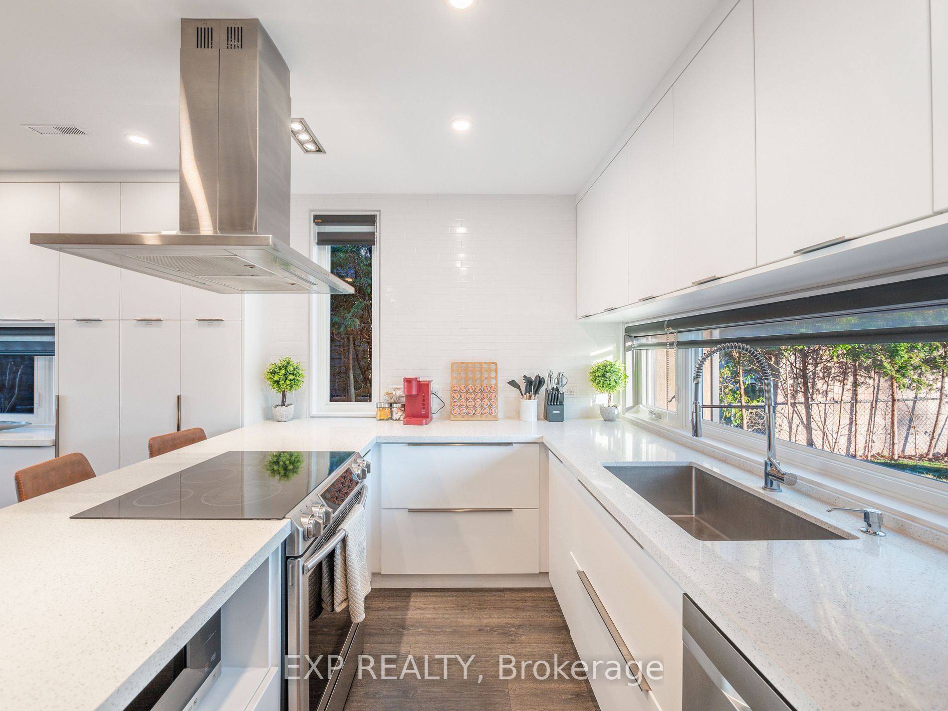 142 Moore's Beach Rd Property Photo 14