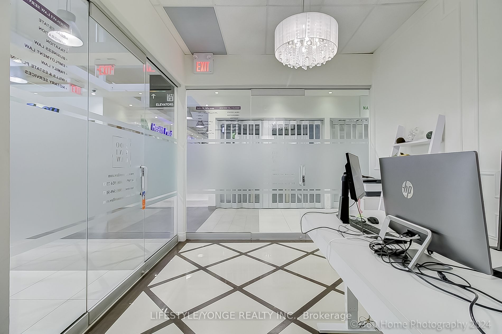 7181 Yonge St W Property Photo 15