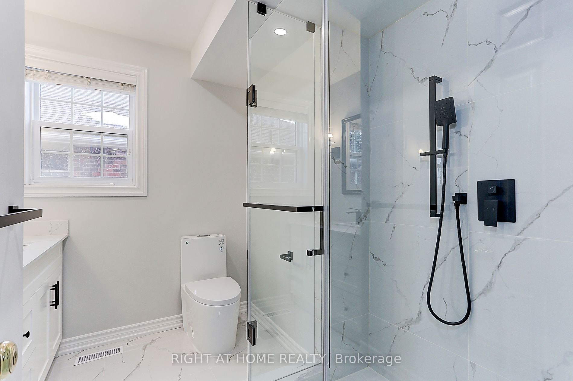 25 Stanford Rd Property Photo 29