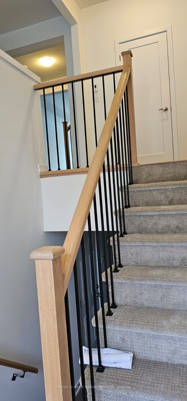 27 Lyall Stokes Circ Property Photo 2