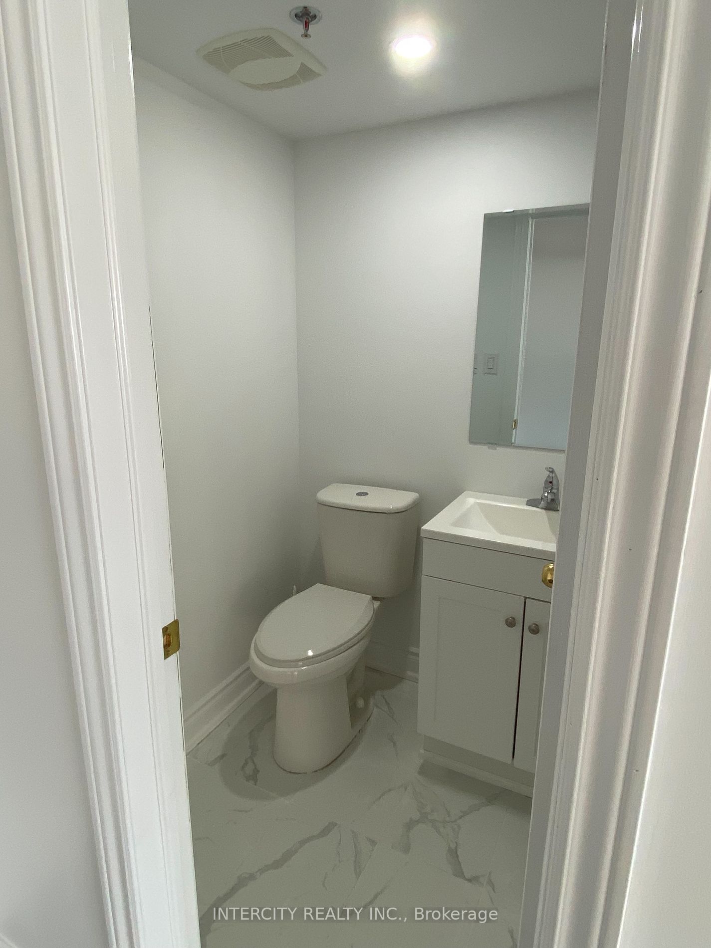 665 Millway Ave Property Photo 3