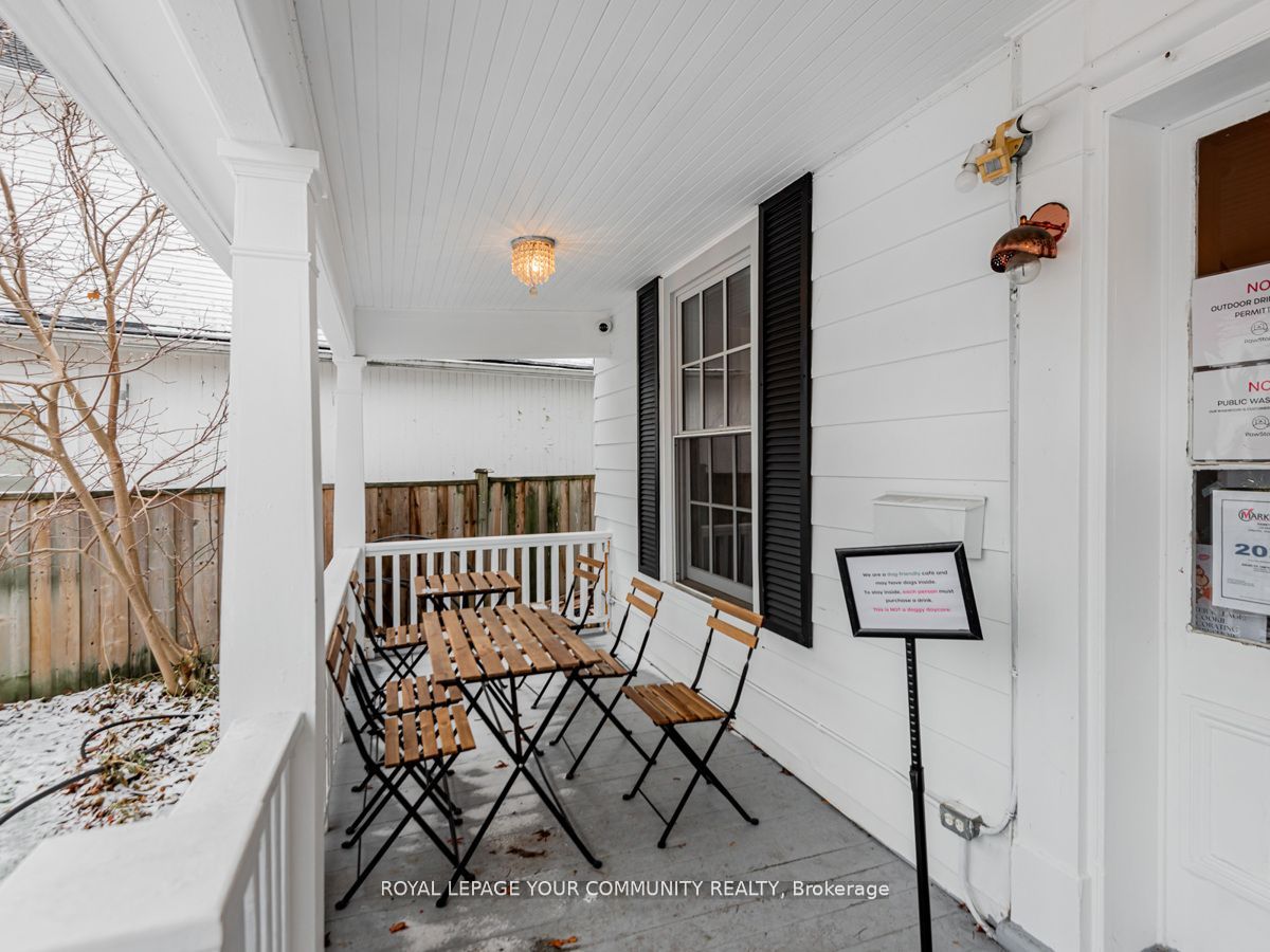 158 Main St Property Photo 12