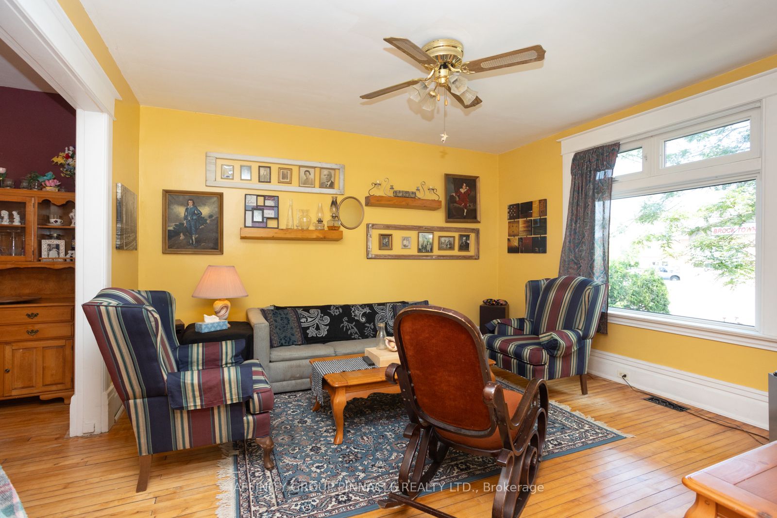 367 Bay St Property Photo 7