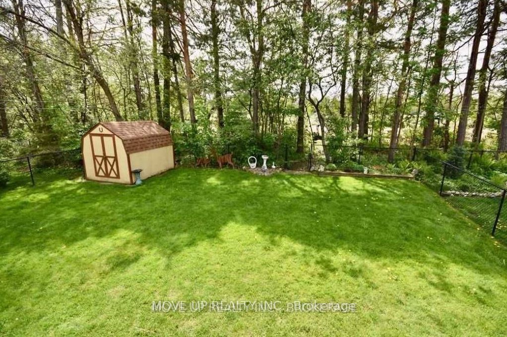 721 Park Rd Property Photo 4