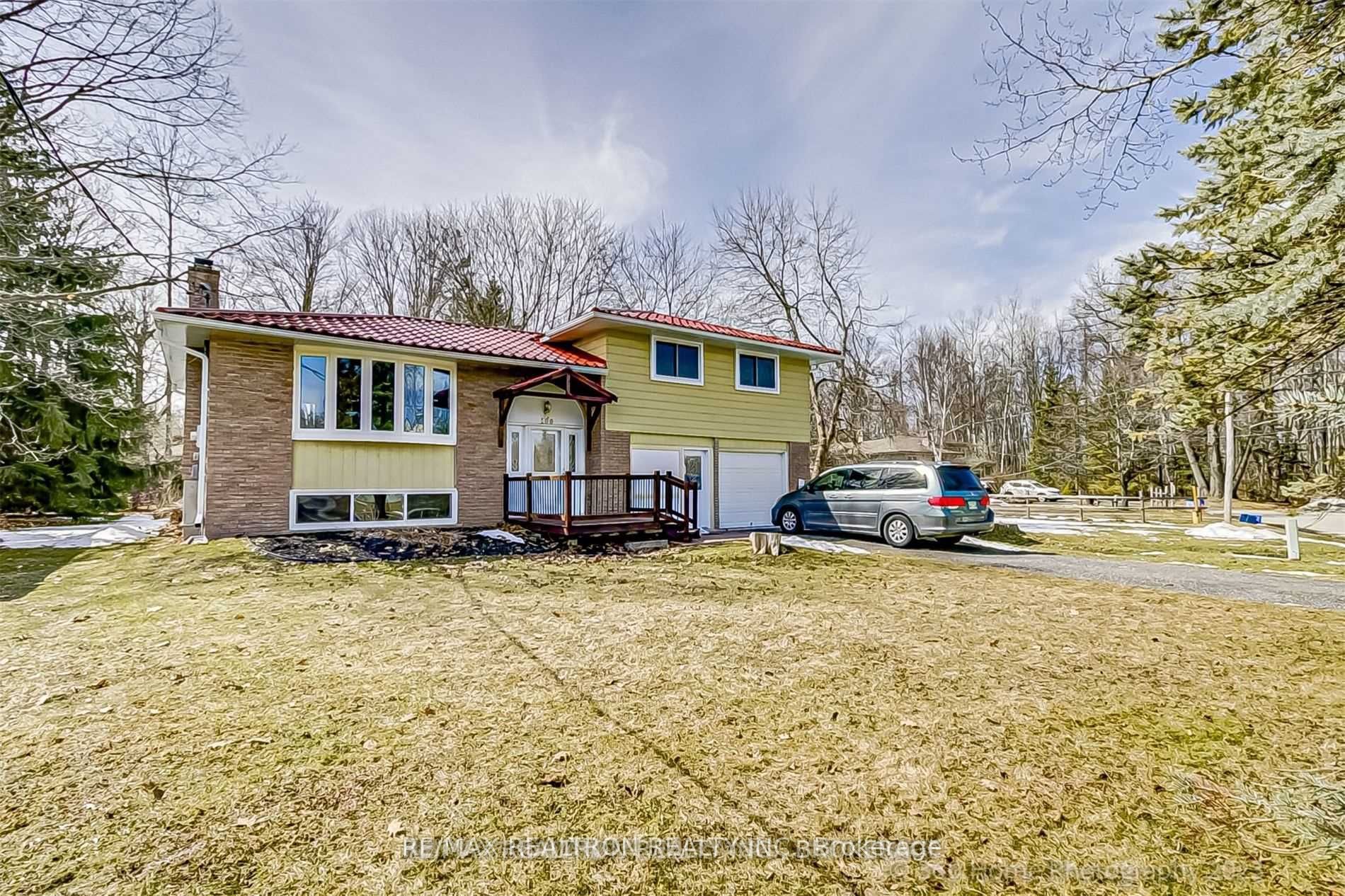 100 River Dr Property Photo 2