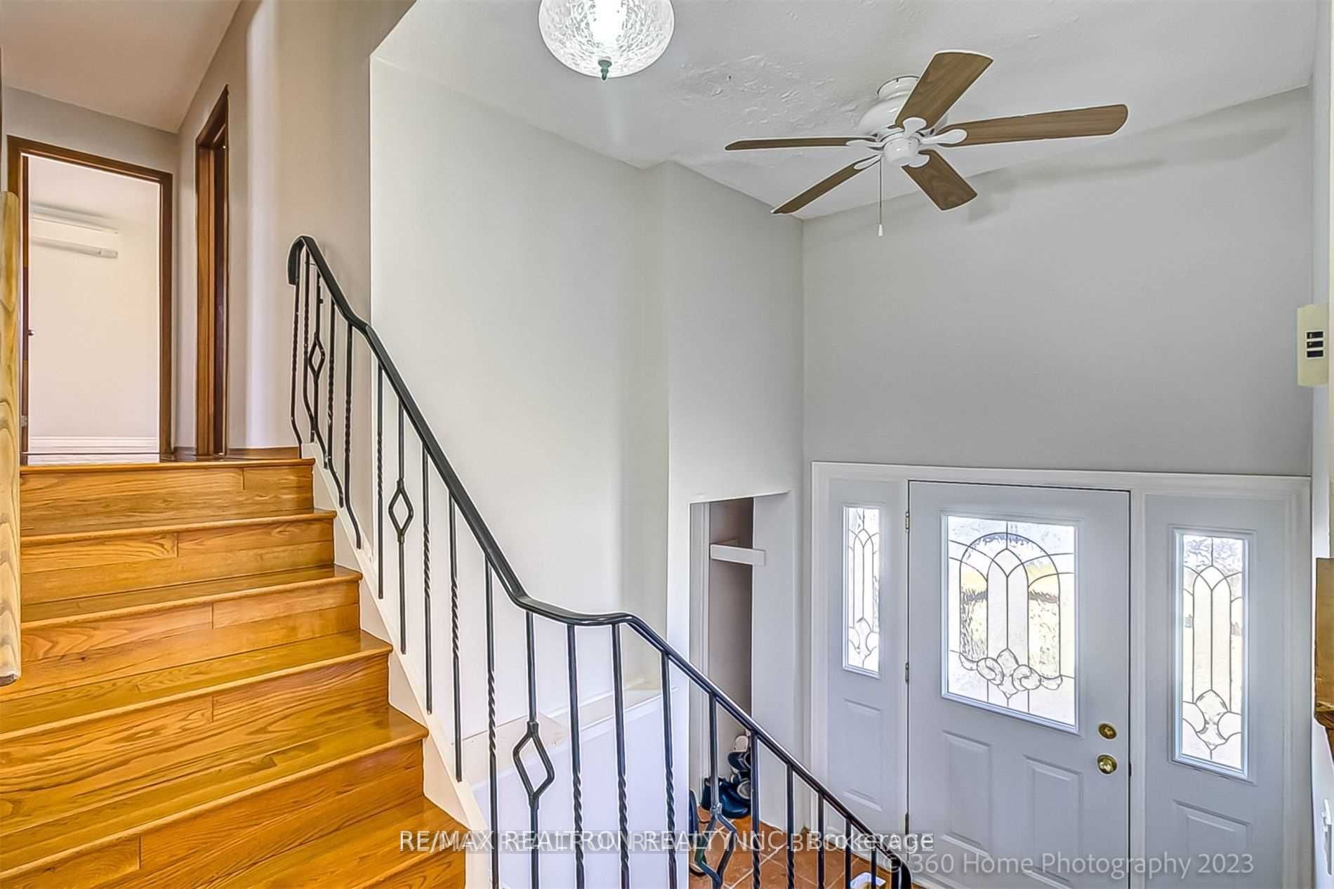 100 River Dr Property Photo 12
