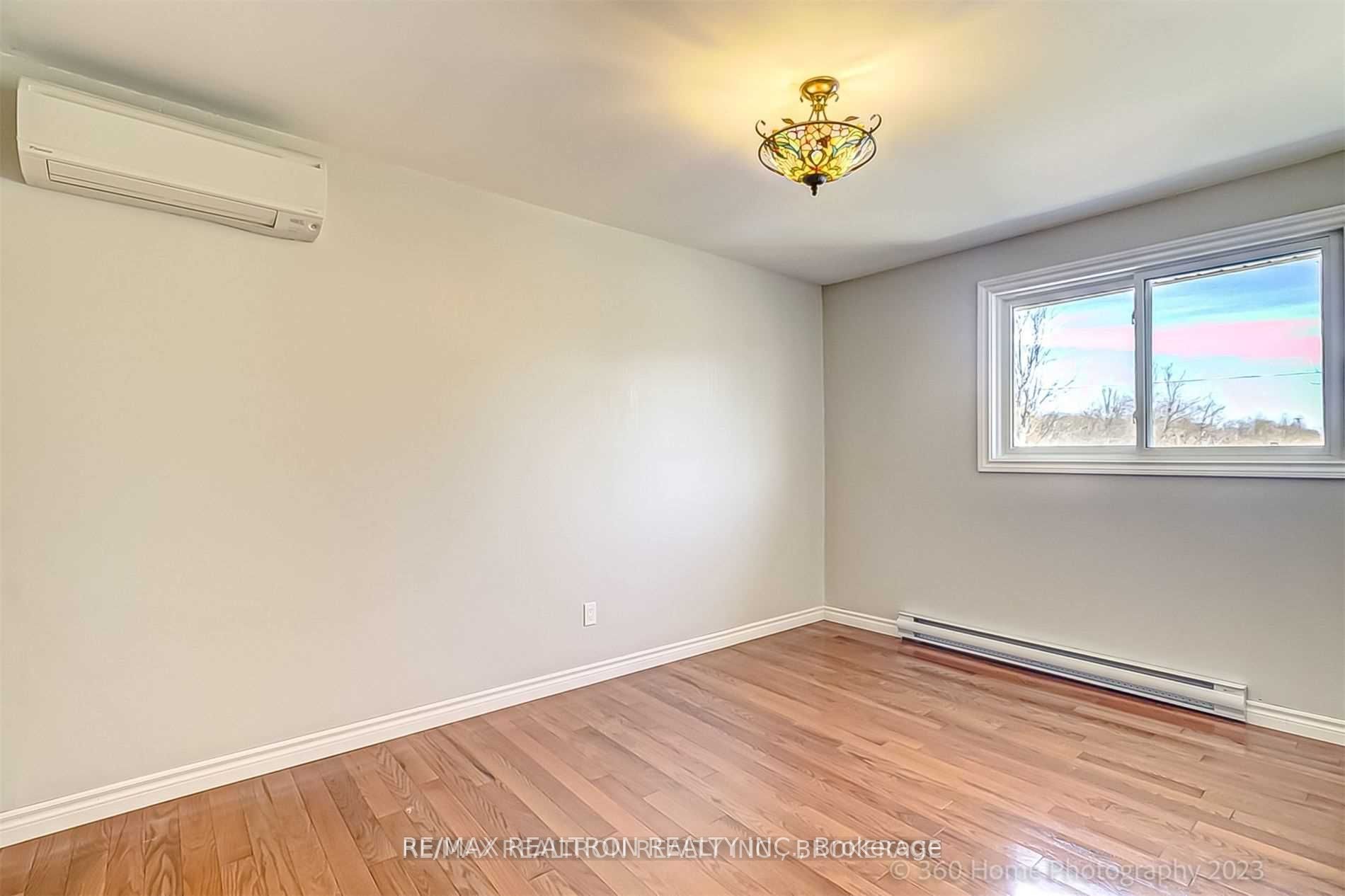100 River Dr Property Photo 15