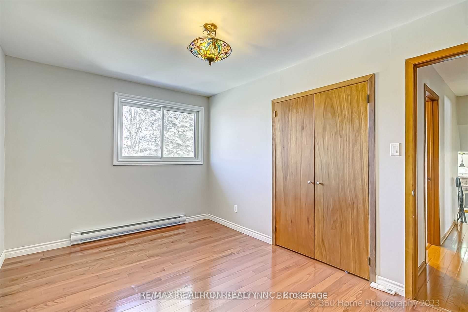 100 River Dr Property Photo 16