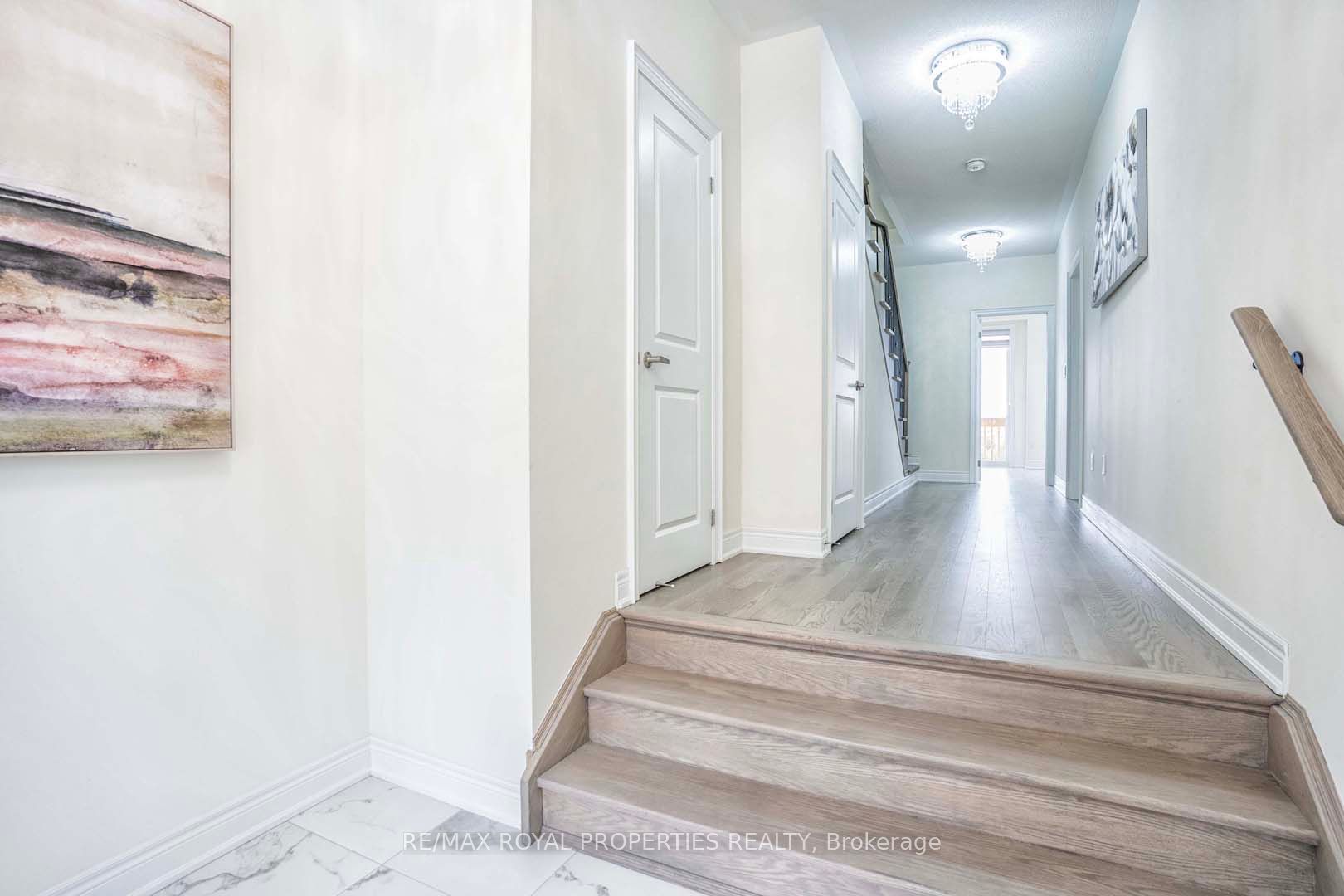 44 Andress Way Property Photo 2