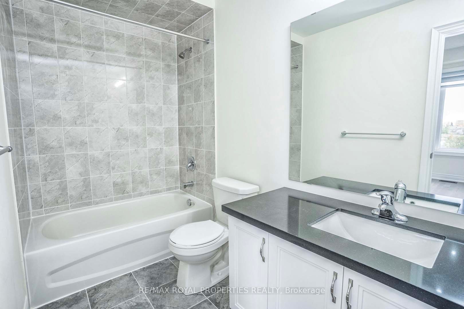 44 Andress Way Property Photo 6