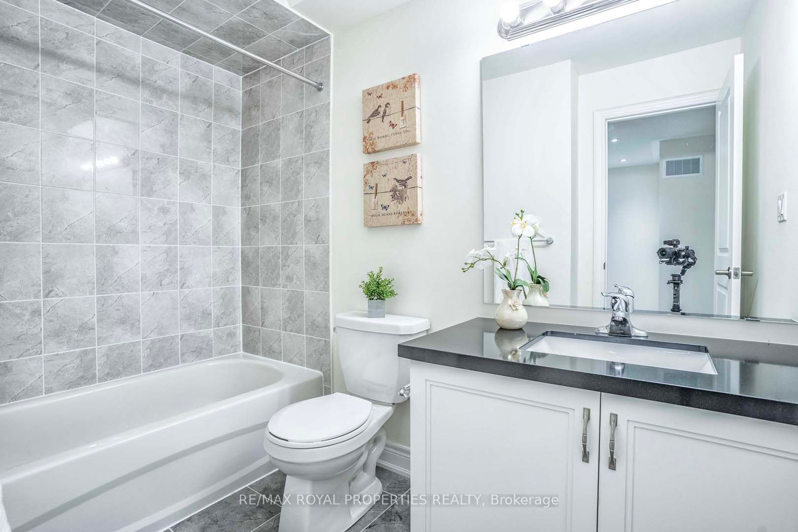 44 Andress Way Property Photo 36