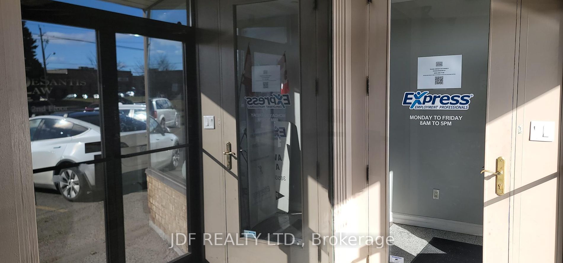 3850 Steeles Ave W Property Photo 15