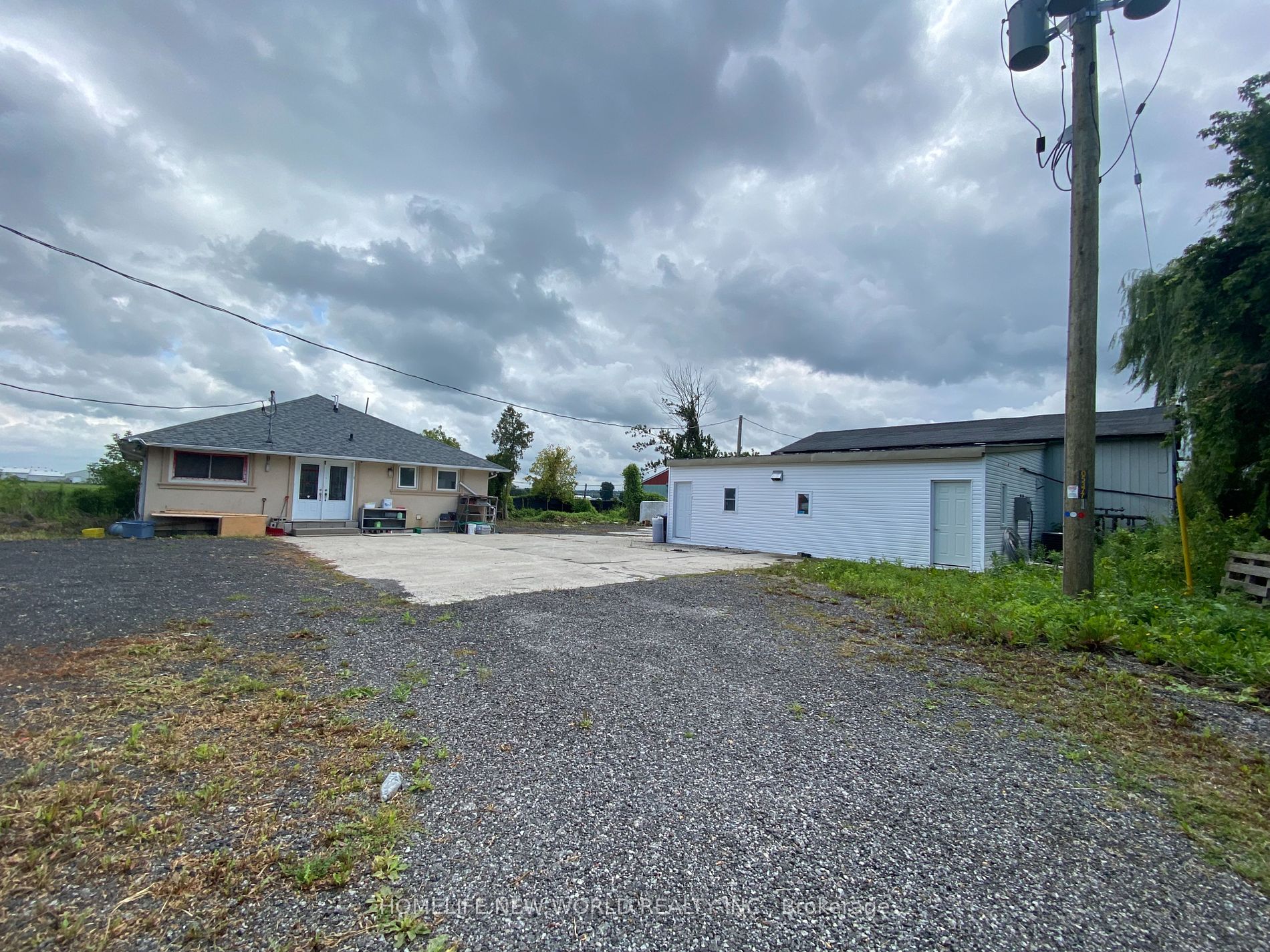 671 Canal Rd Property Photo 1