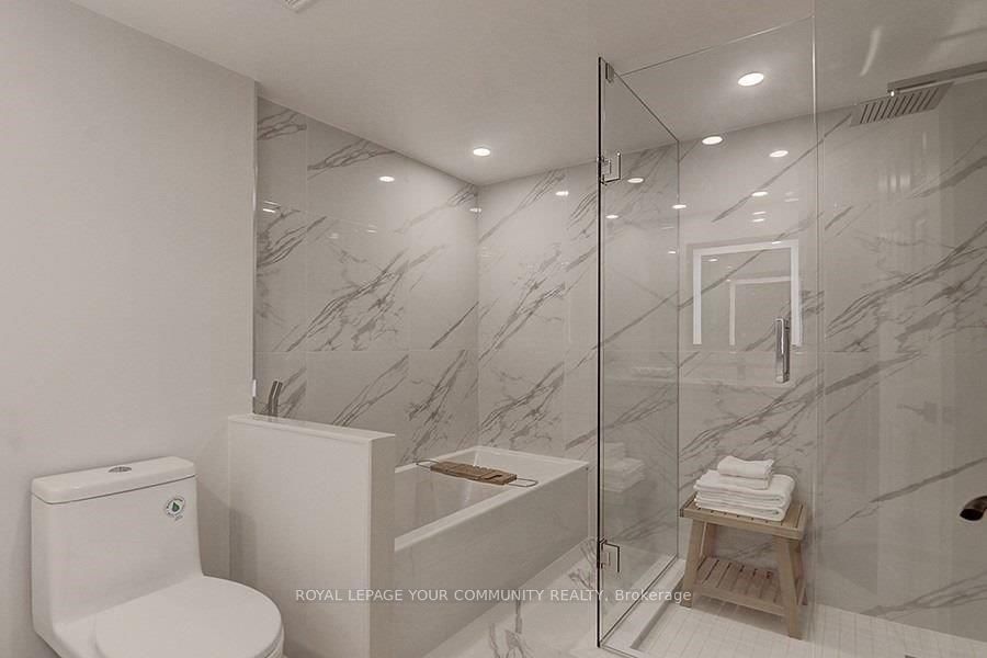20 Harding Blvd W 1111 Property Photo 12