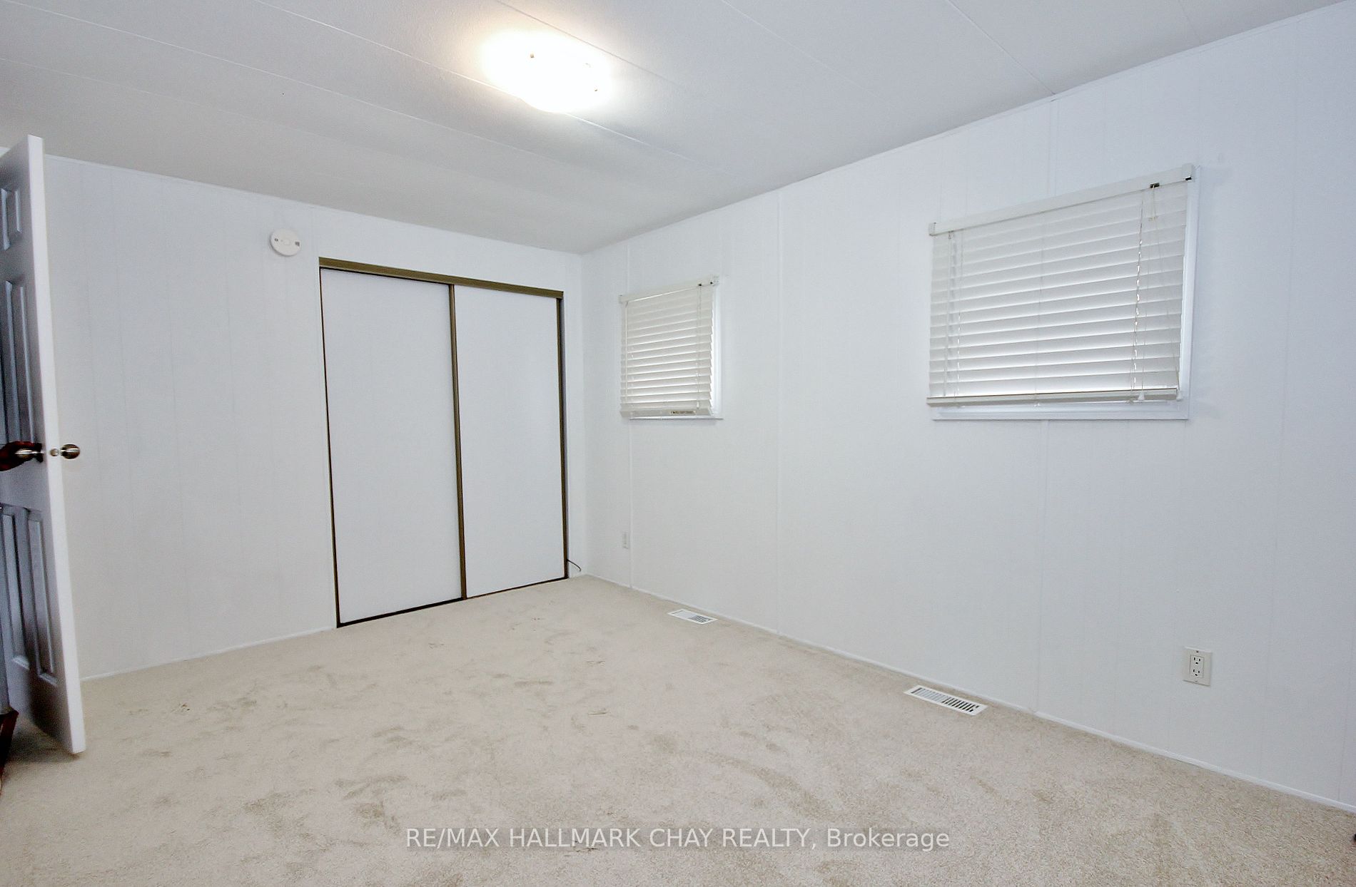 4 Recreation Dr Property Photo 14