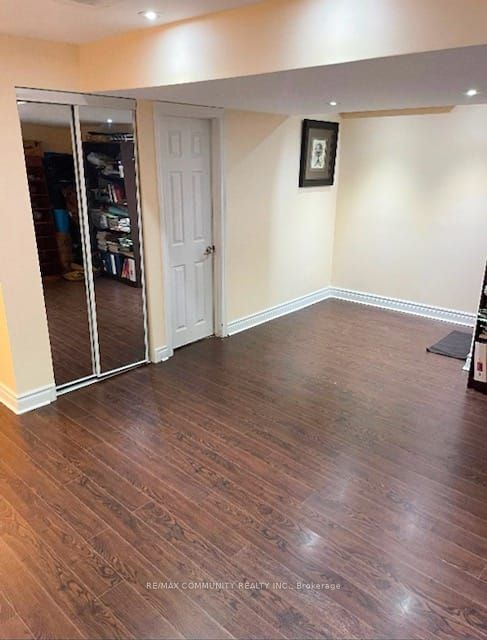 282 Cornell Centre Blvd Property Photo 4